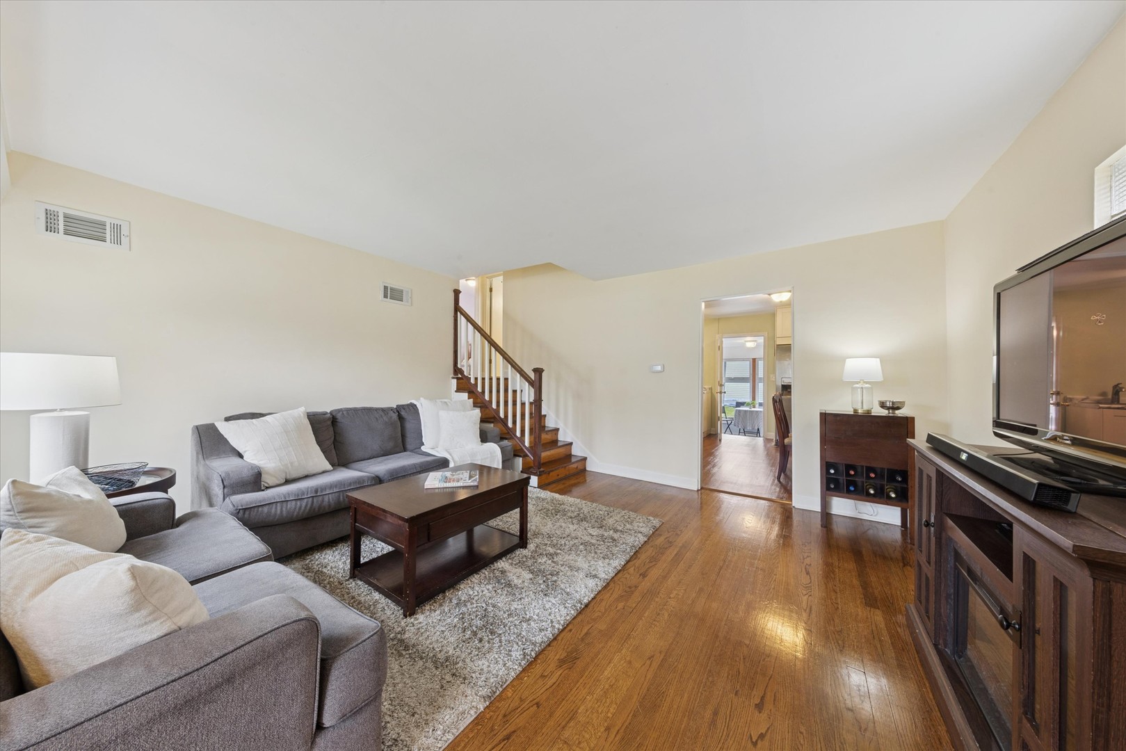 2935 Vernon Avenue, Brookfield, IL 60513