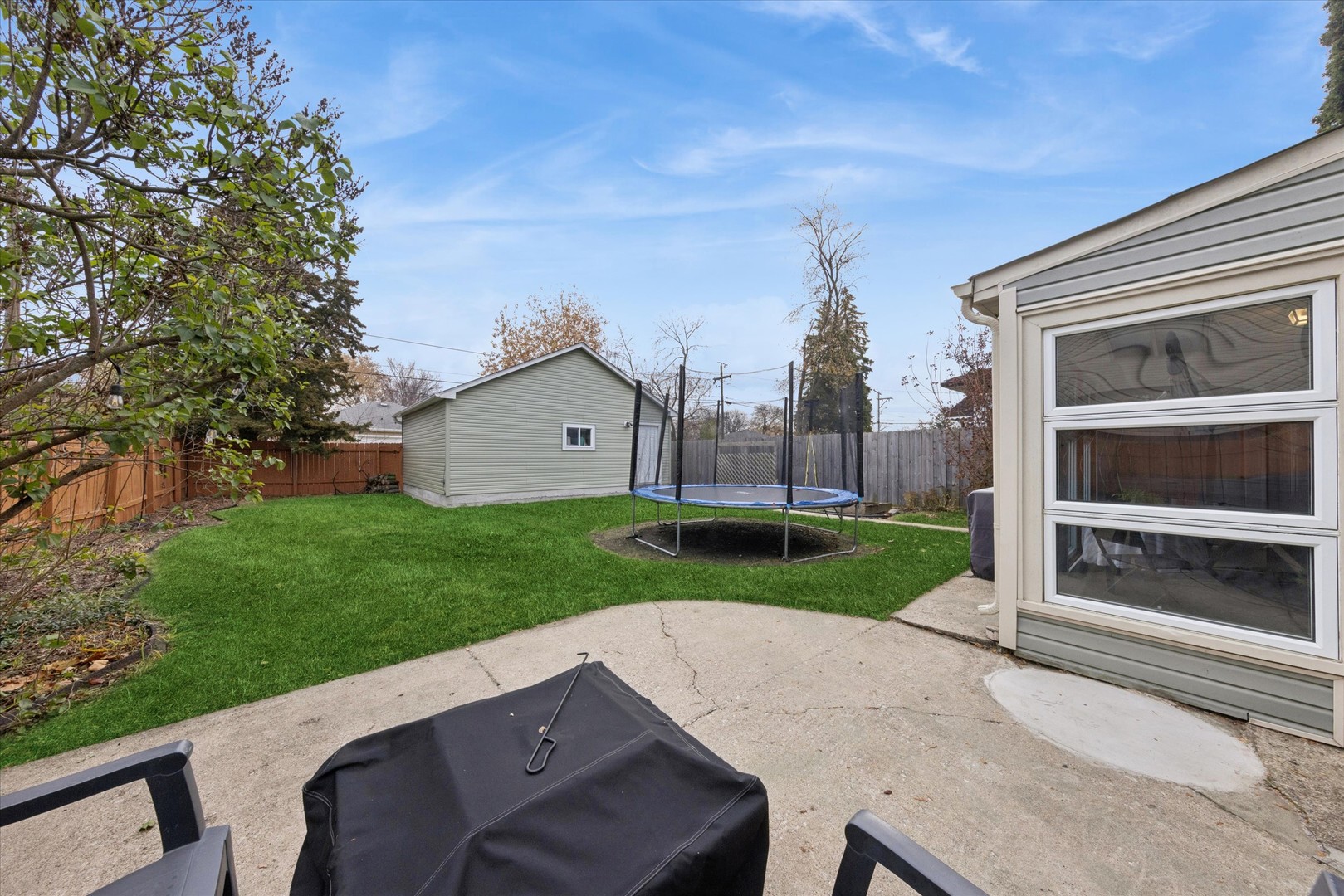 2935 Vernon Avenue, Brookfield, IL 60513