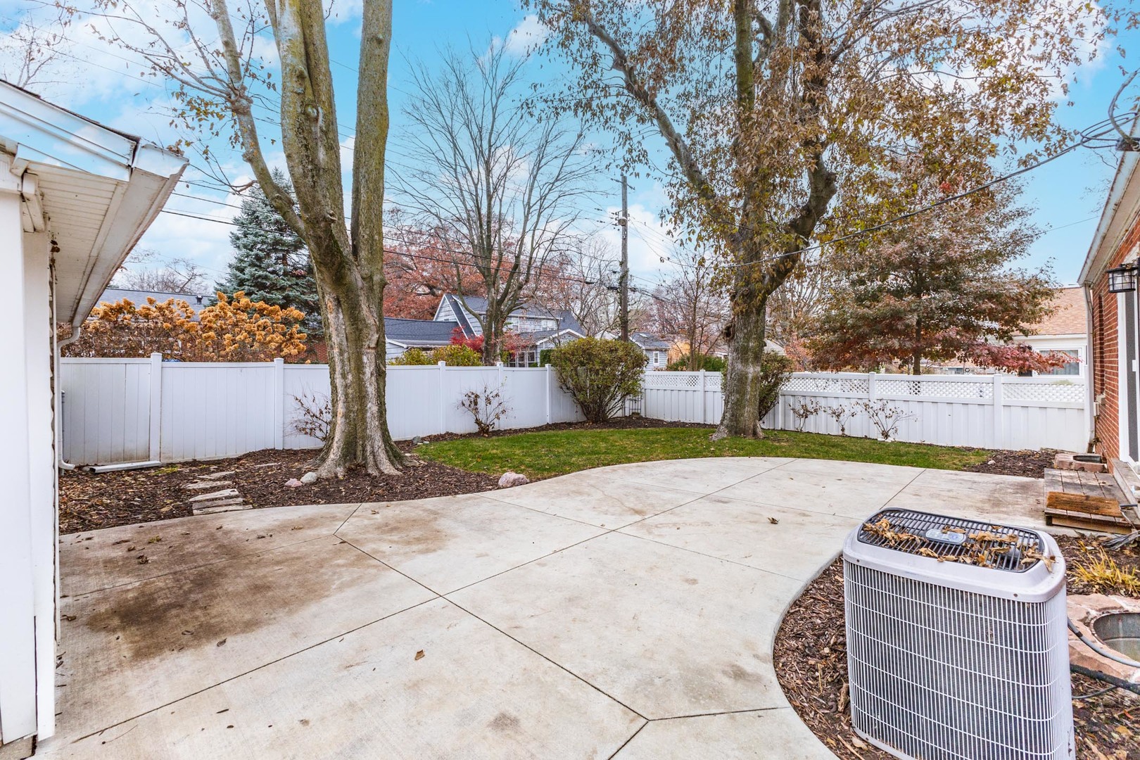 502 Colton Avenue, Bloomington, IL 61701