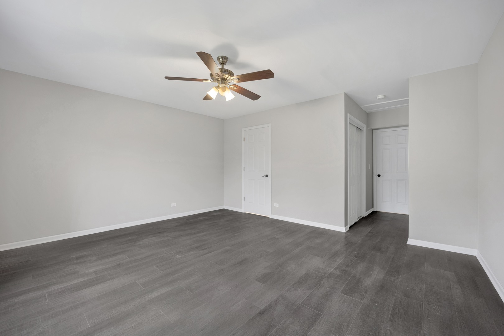 1941 Glenrock Lane, Glendale Heights, IL 60139