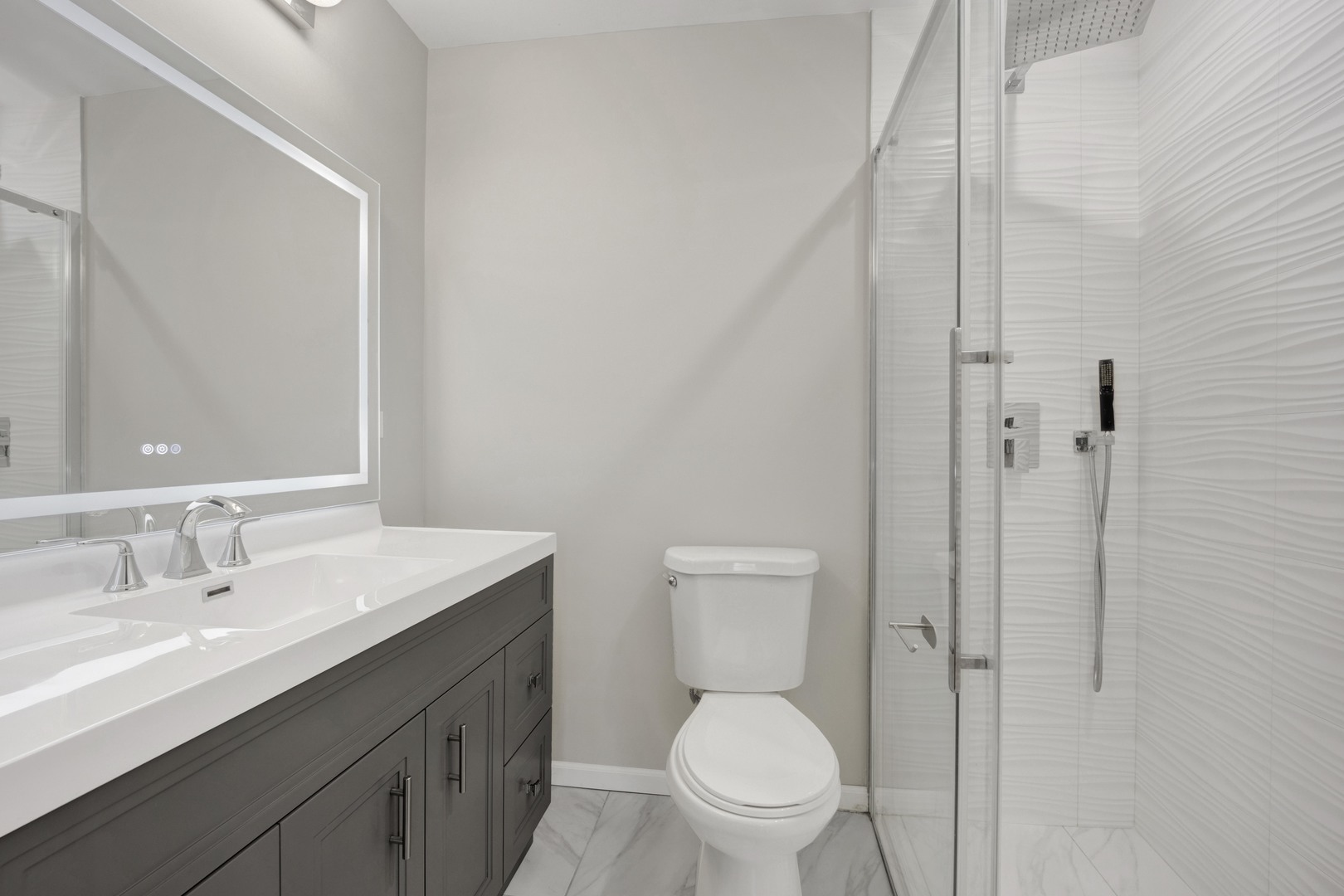 1941 Glenrock Lane, Glendale Heights, IL 60139