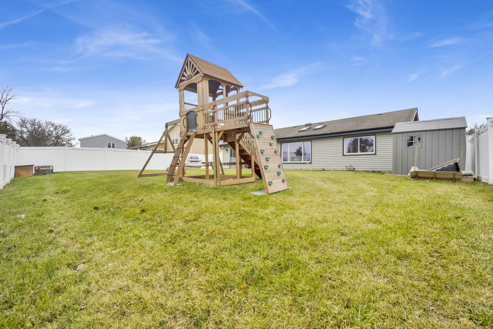 1941 Glenrock Lane, Glendale Heights, IL 60139