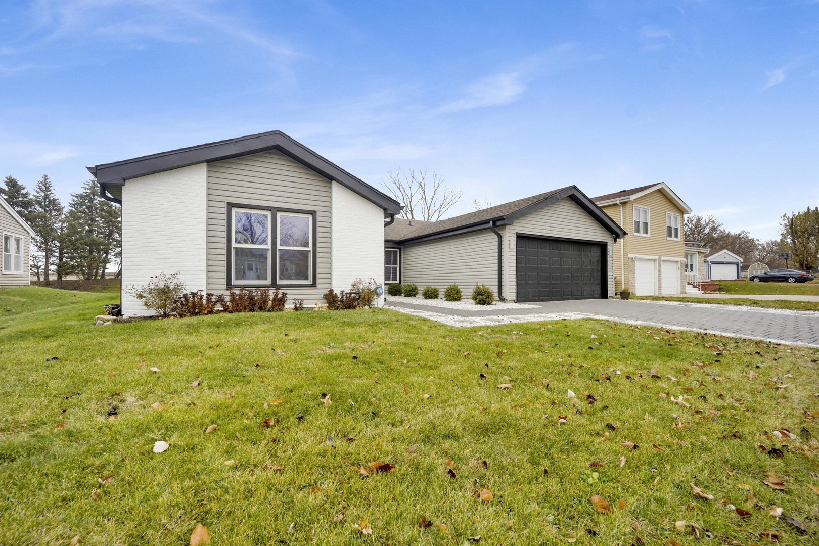 1941 Glenrock Lane, Glendale Heights, IL 60139