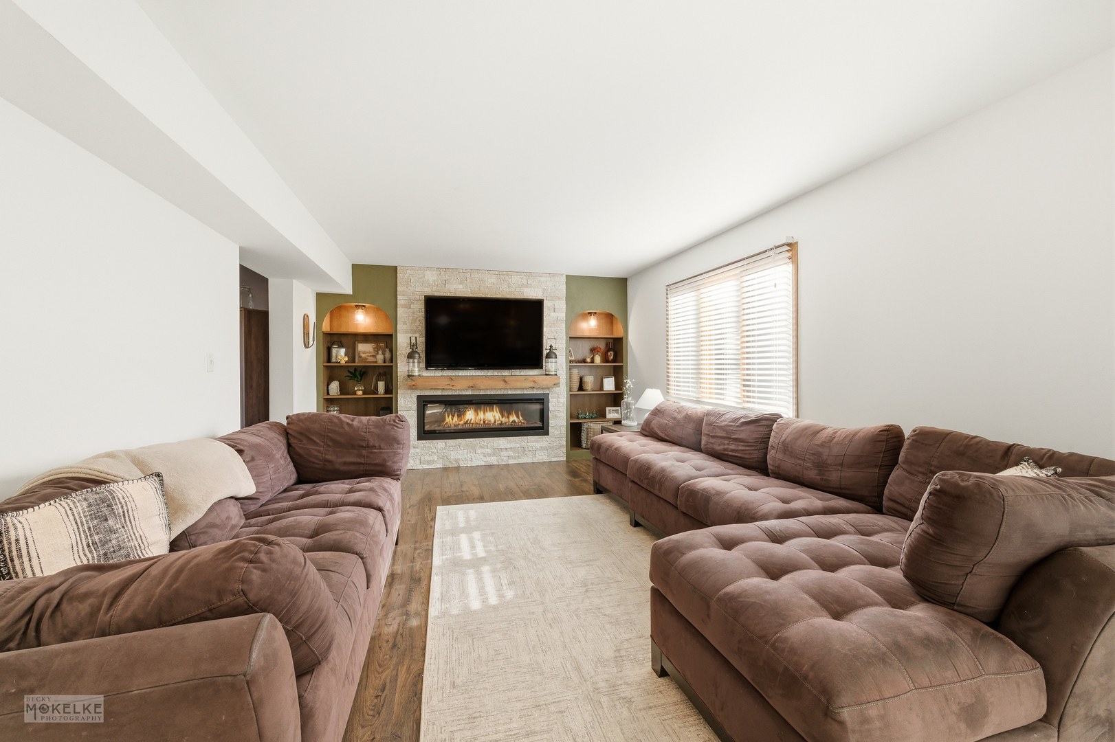 814 Edgewater Drive, Minooka, IL 60447