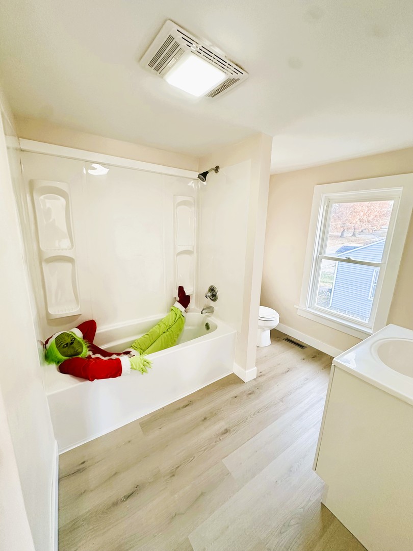 1001 Pancake Street, Bloomington, IL 61701