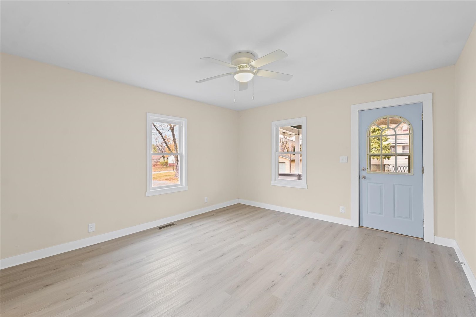 1001 Pancake Street, Bloomington, IL 61701