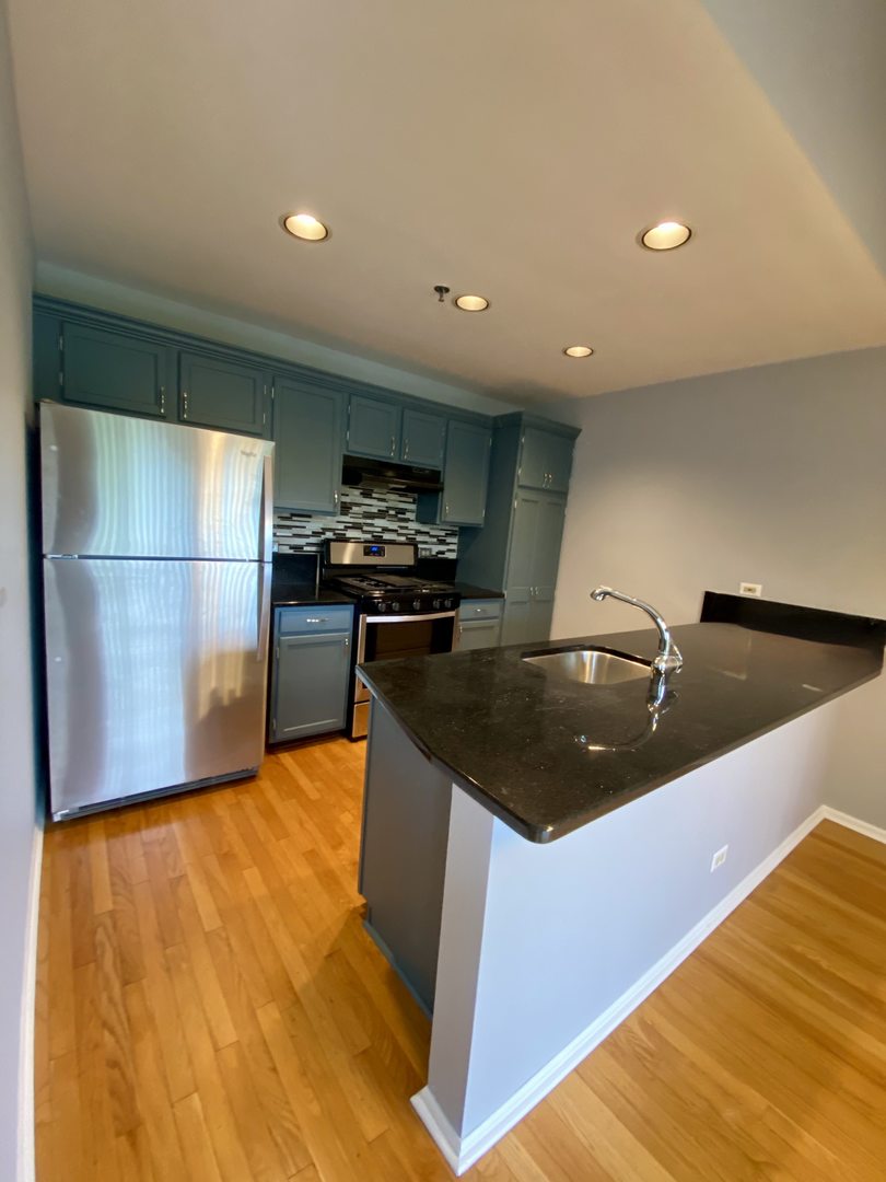 5S510 Scots Drive #G, Naperville, IL 60563