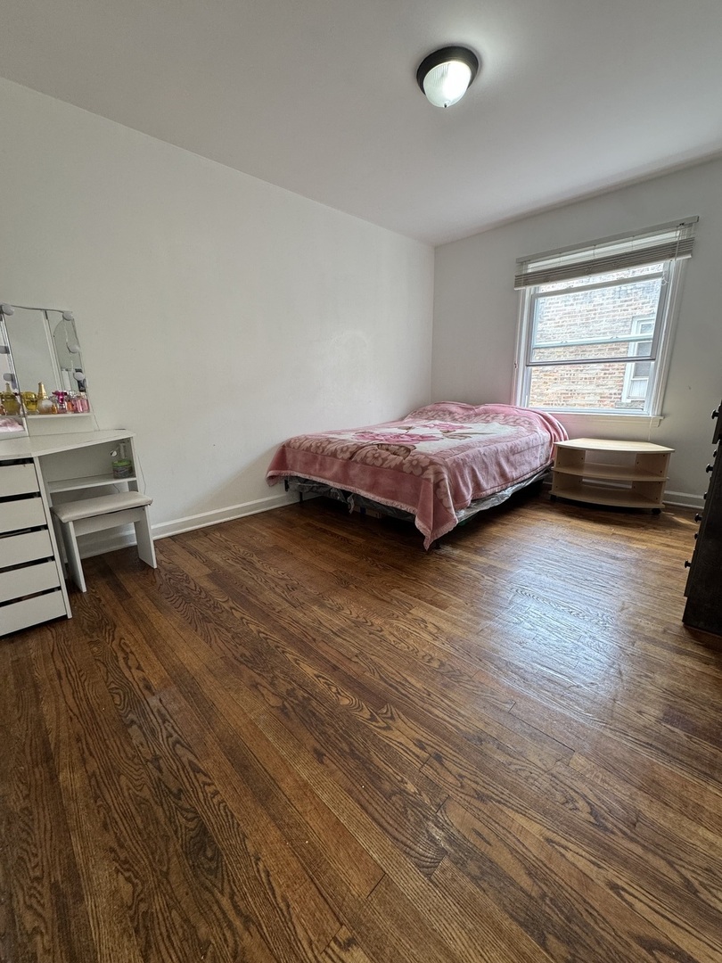 6531 N Hoyne Avenue #2S, Chicago, IL 60645