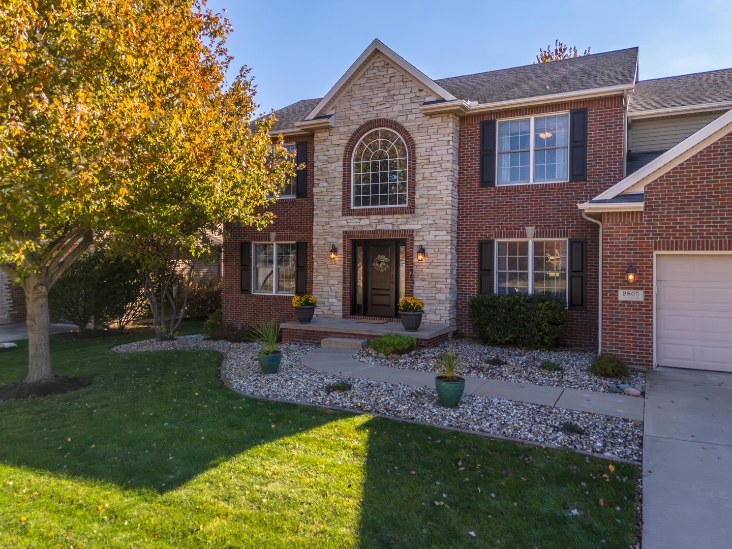 2805 Stevenson Drive, Bloomington, IL 61704