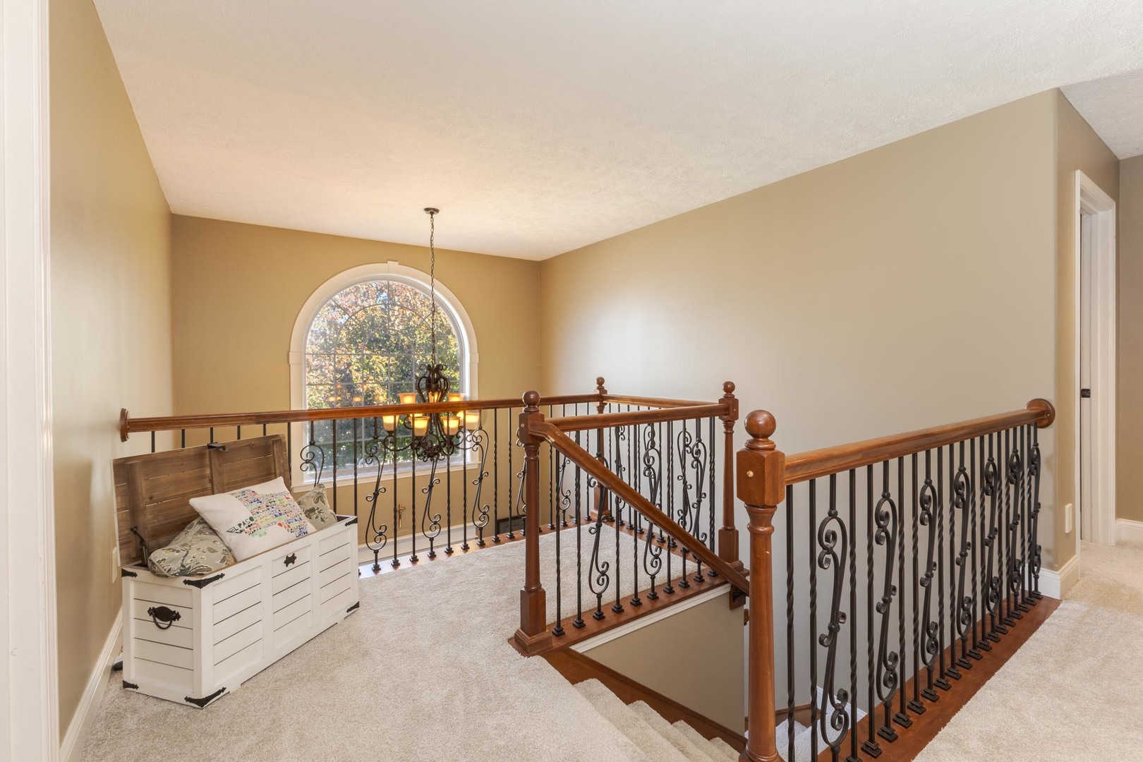 2805 Stevenson Drive, Bloomington, IL 61704