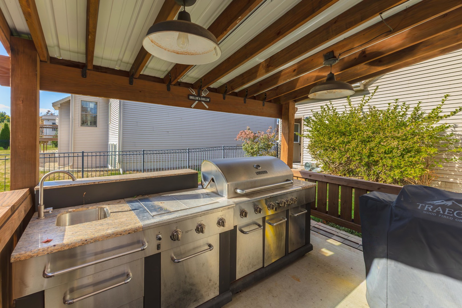 2805 Stevenson Drive, Bloomington, IL 61704