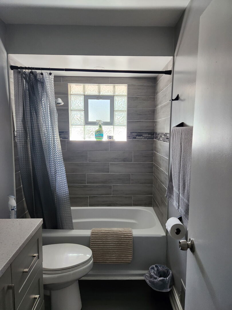 368 Luella Avenue #2, Calumet City, IL 60409