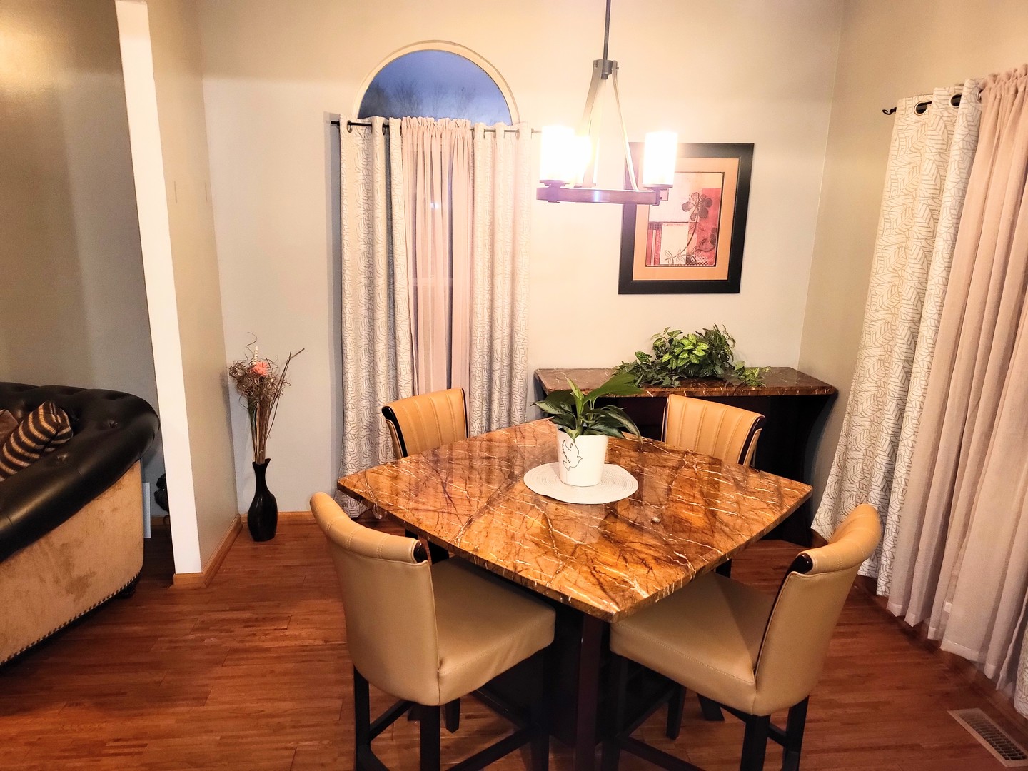 Oak Forest, IL 60452