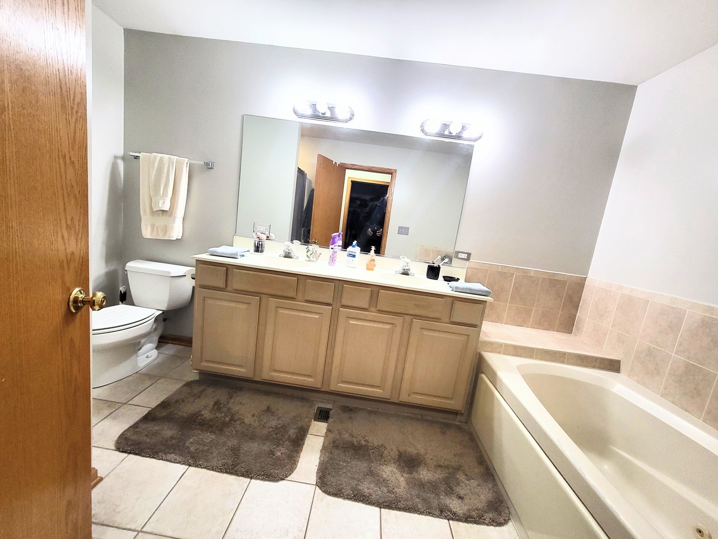 Oak Forest, IL 60452