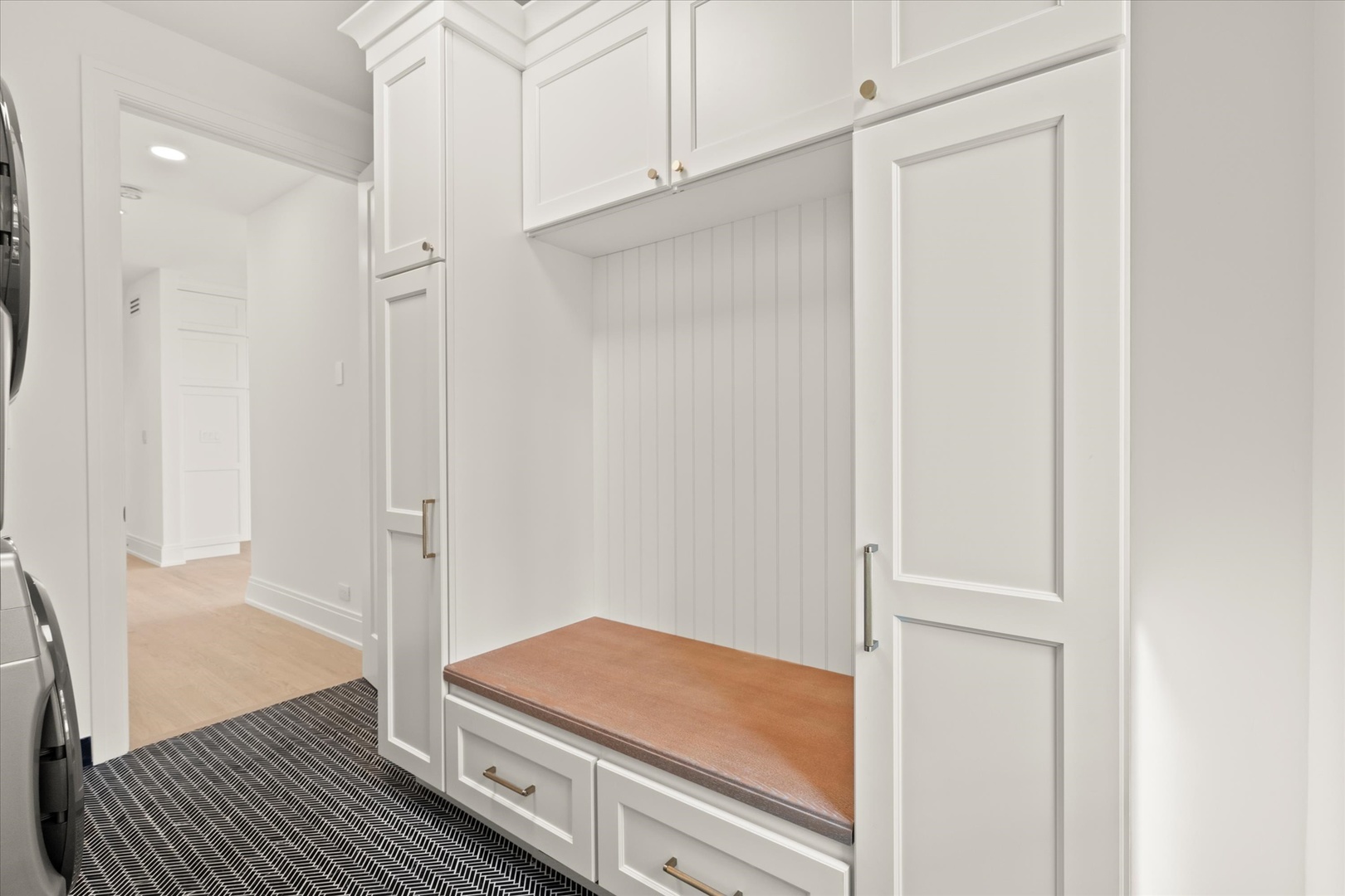 9427 Falling Waters Drive, Burr Ridge, IL 60527