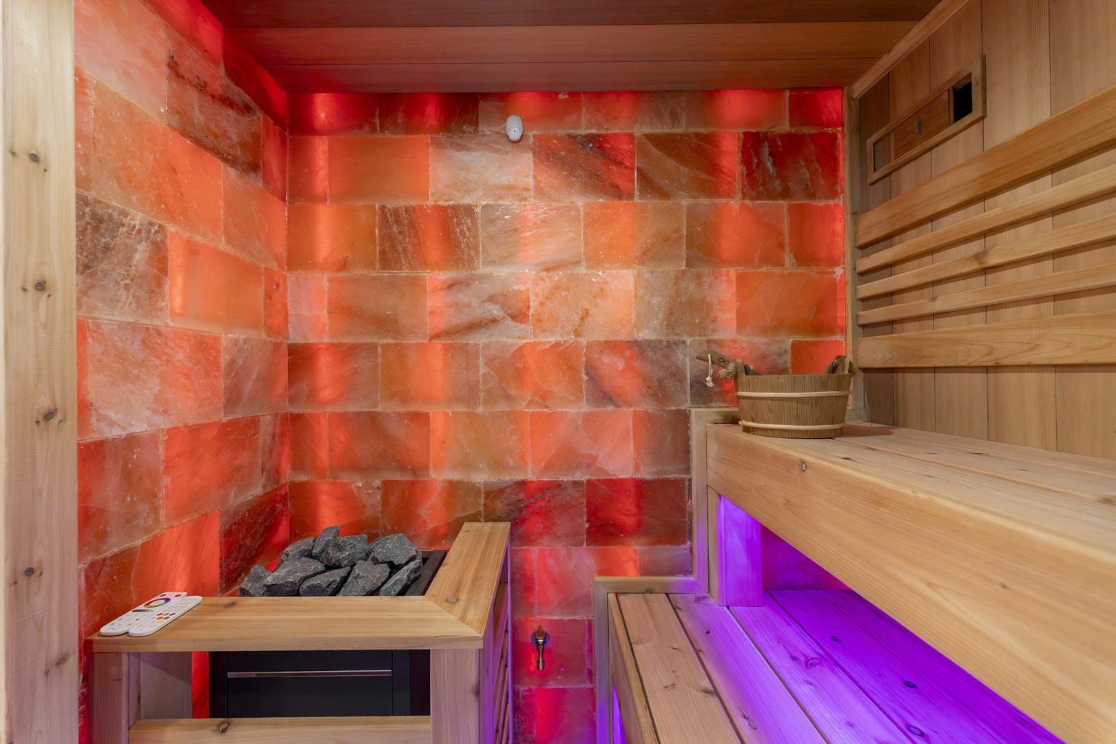 9427 Falling Waters Drive, Burr Ridge, IL 60527