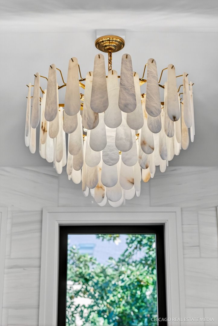 9427 Falling Waters Drive, Burr Ridge, IL 60527