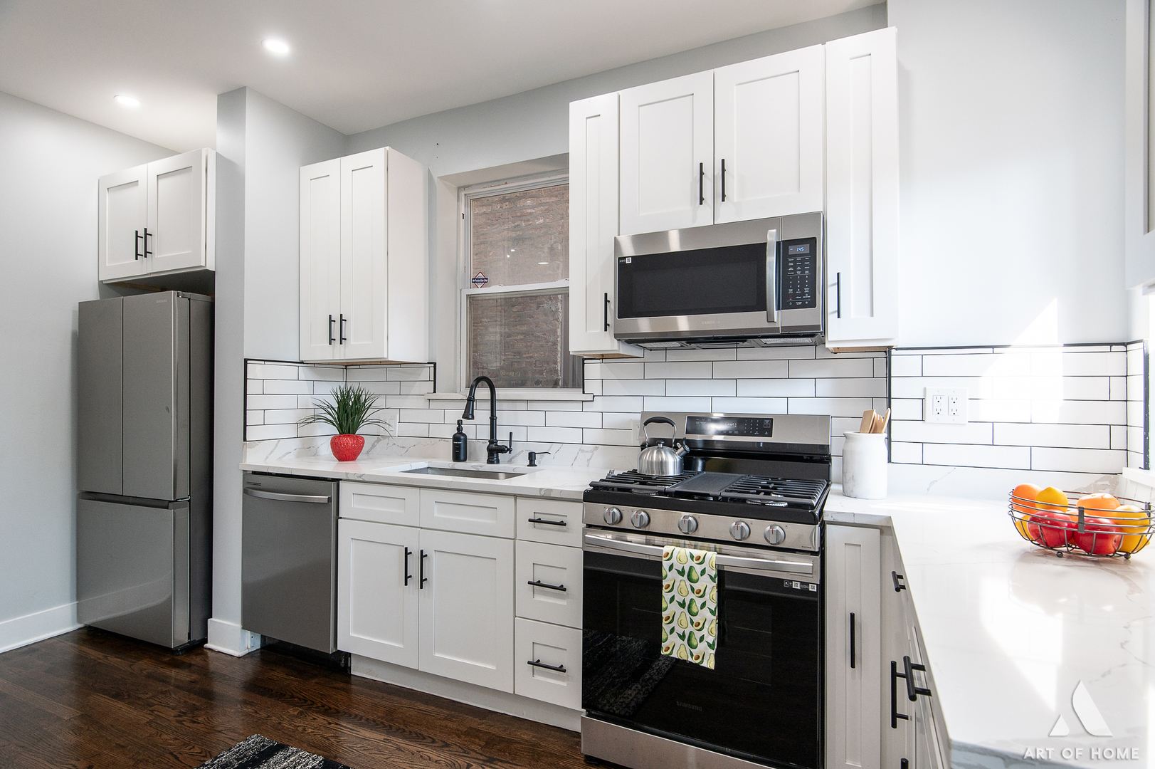 4937 S Prairie Avenue, Chicago, IL 60615