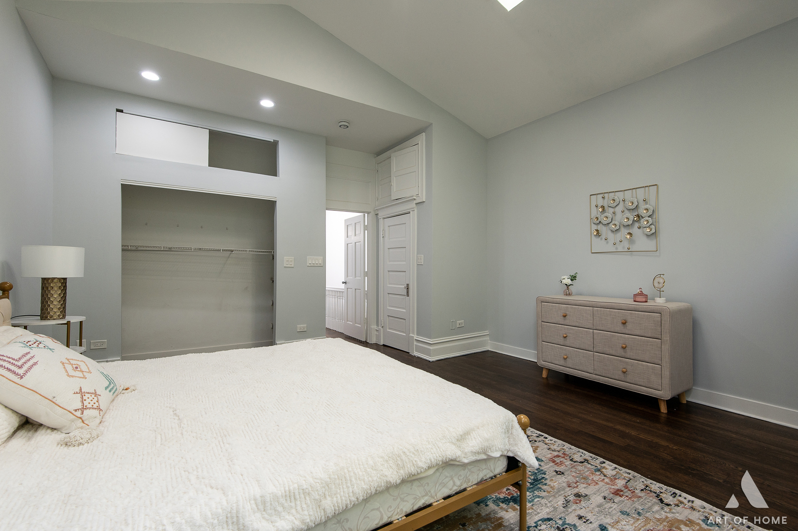 4937 S Prairie Avenue, Chicago, IL 60615