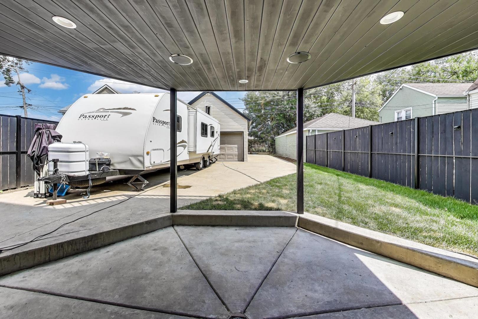 4305 N Mobile Avenue, Chicago, IL 60634