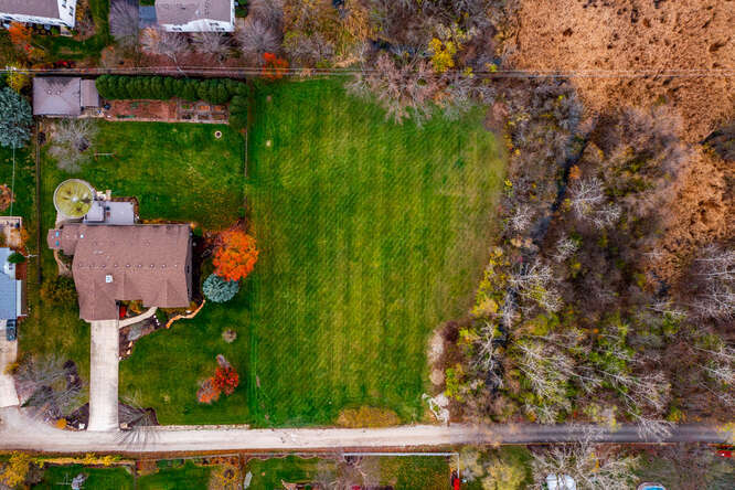 32w396 Forest Drive, Aurora, IL 60502