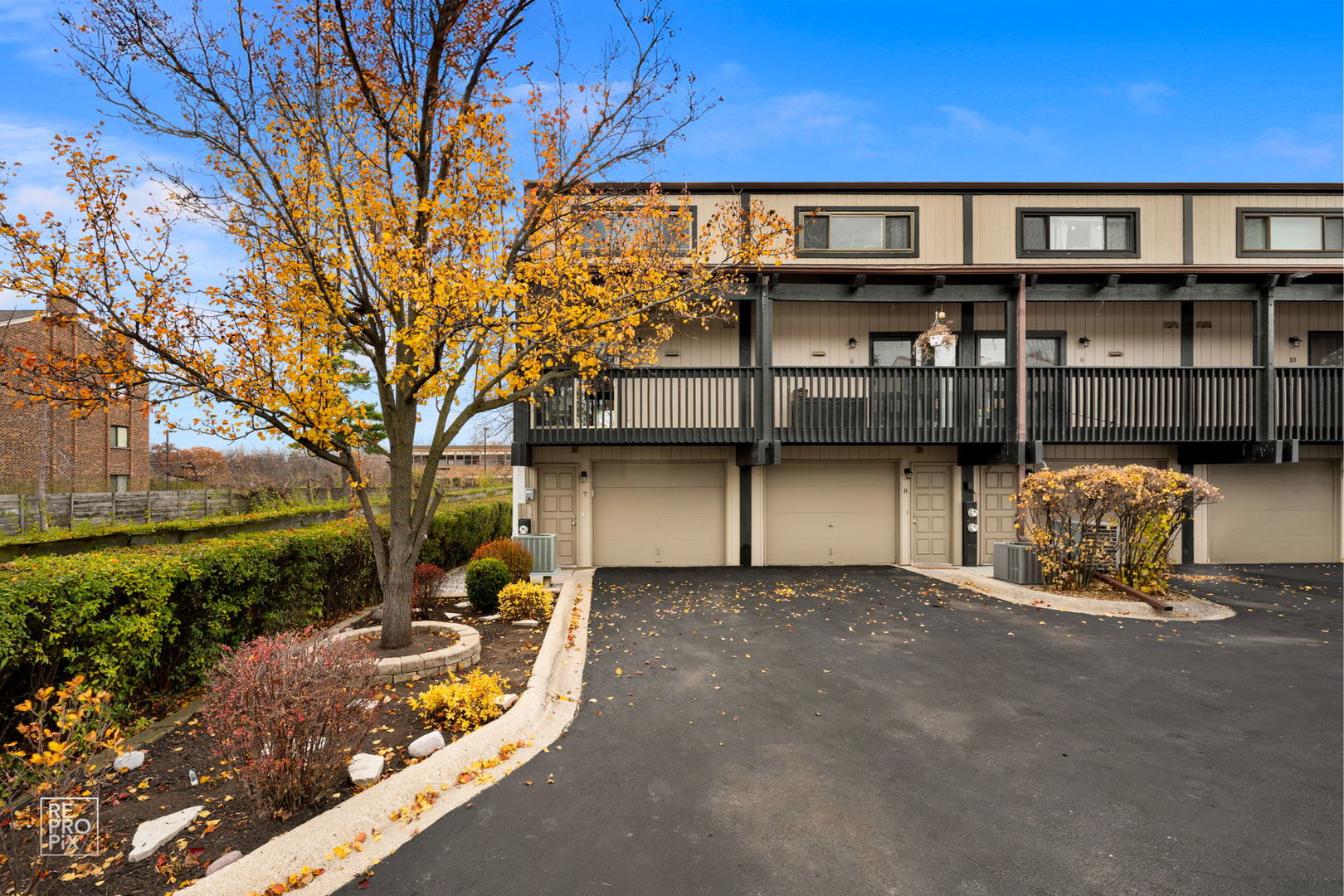 1755 Rand Road #7, Des Plaines, IL 60016