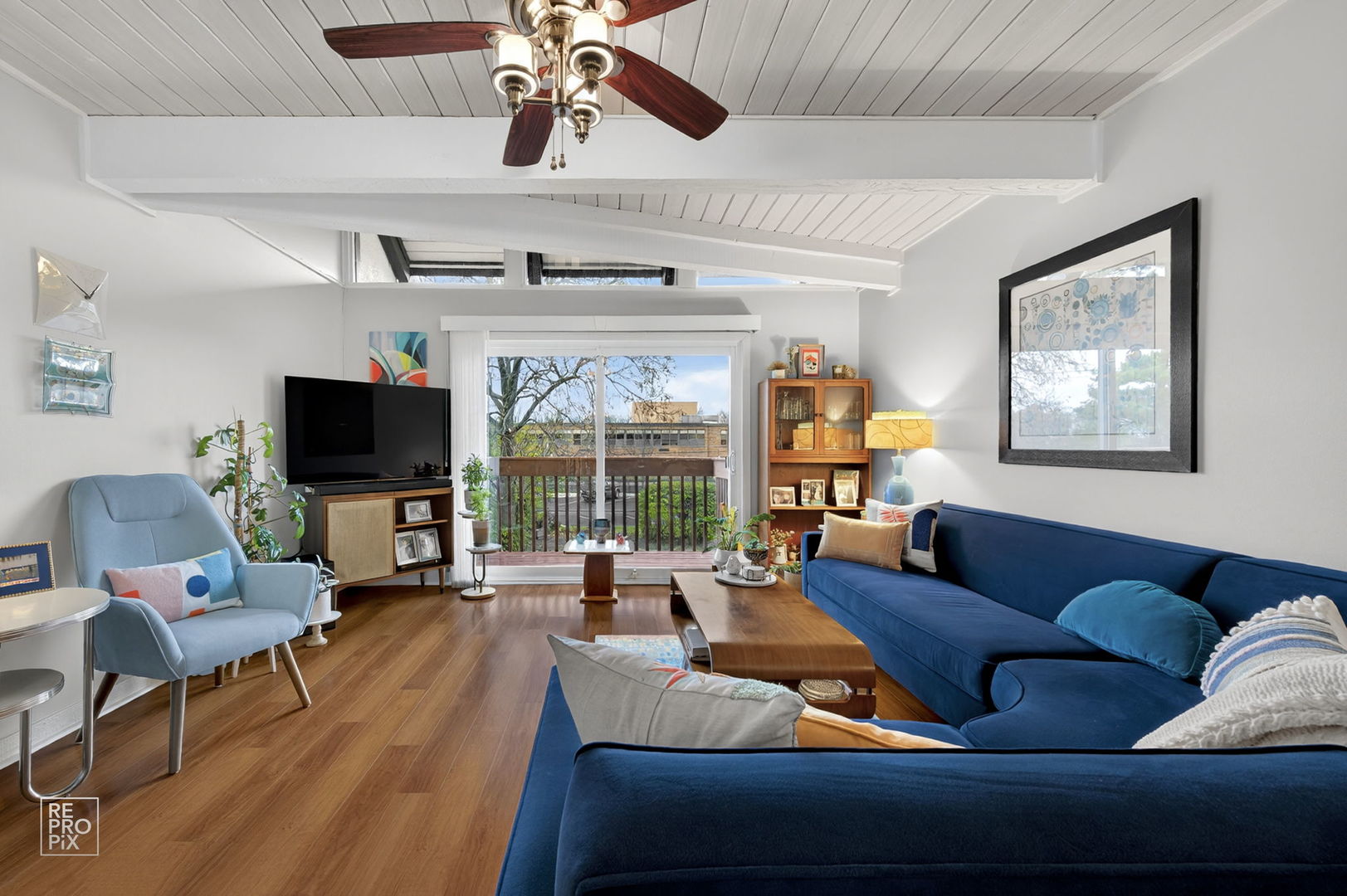 1755 Rand Road #7, Des Plaines, IL 60016