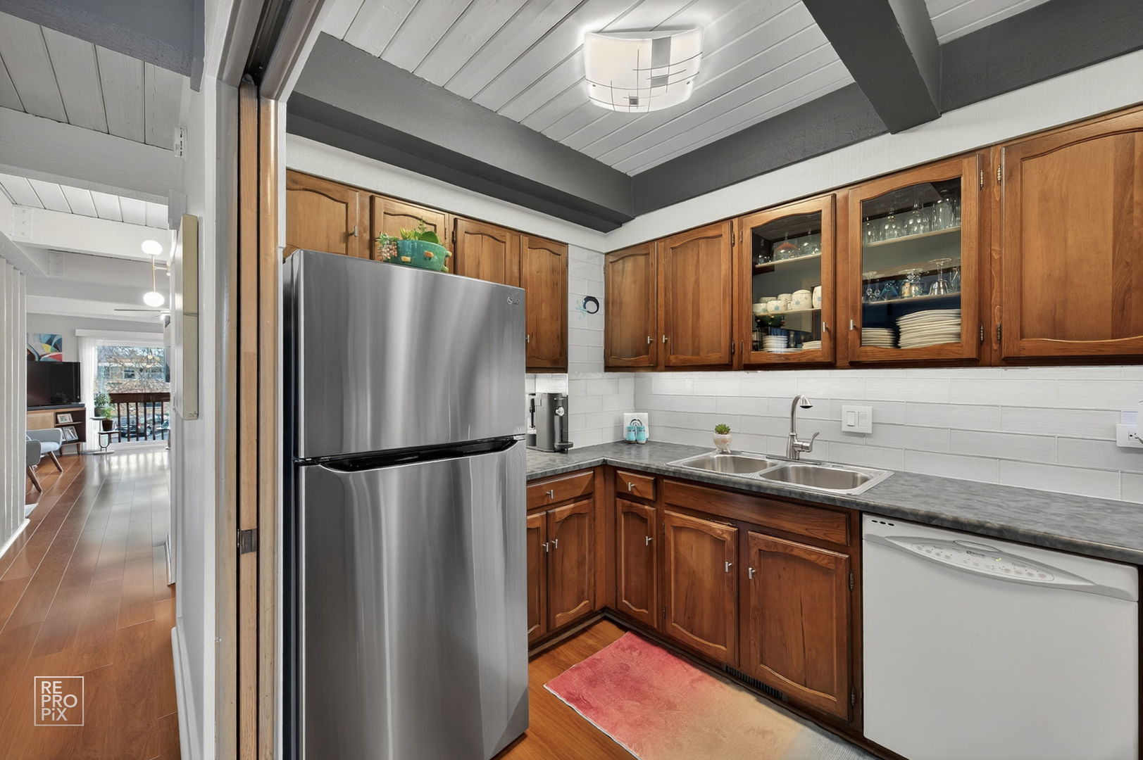 1755 Rand Road #7, Des Plaines, IL 60016