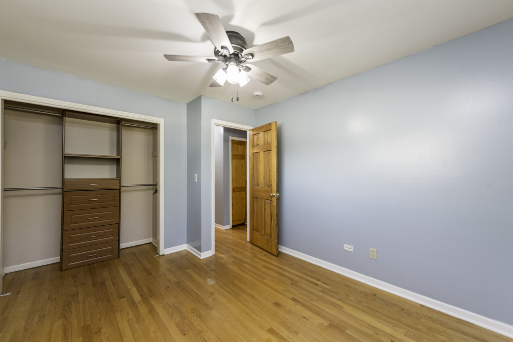 18225 W Lindenwood Drive, Grayslake, IL 60030