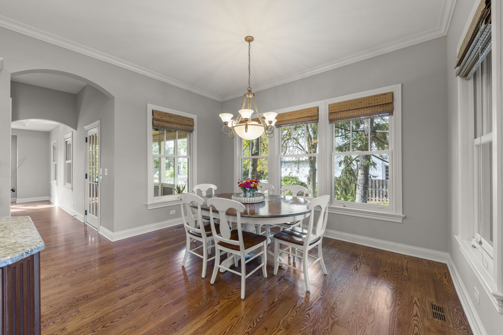 4947 Stonewall Avenue, Downers Grove, IL 60515