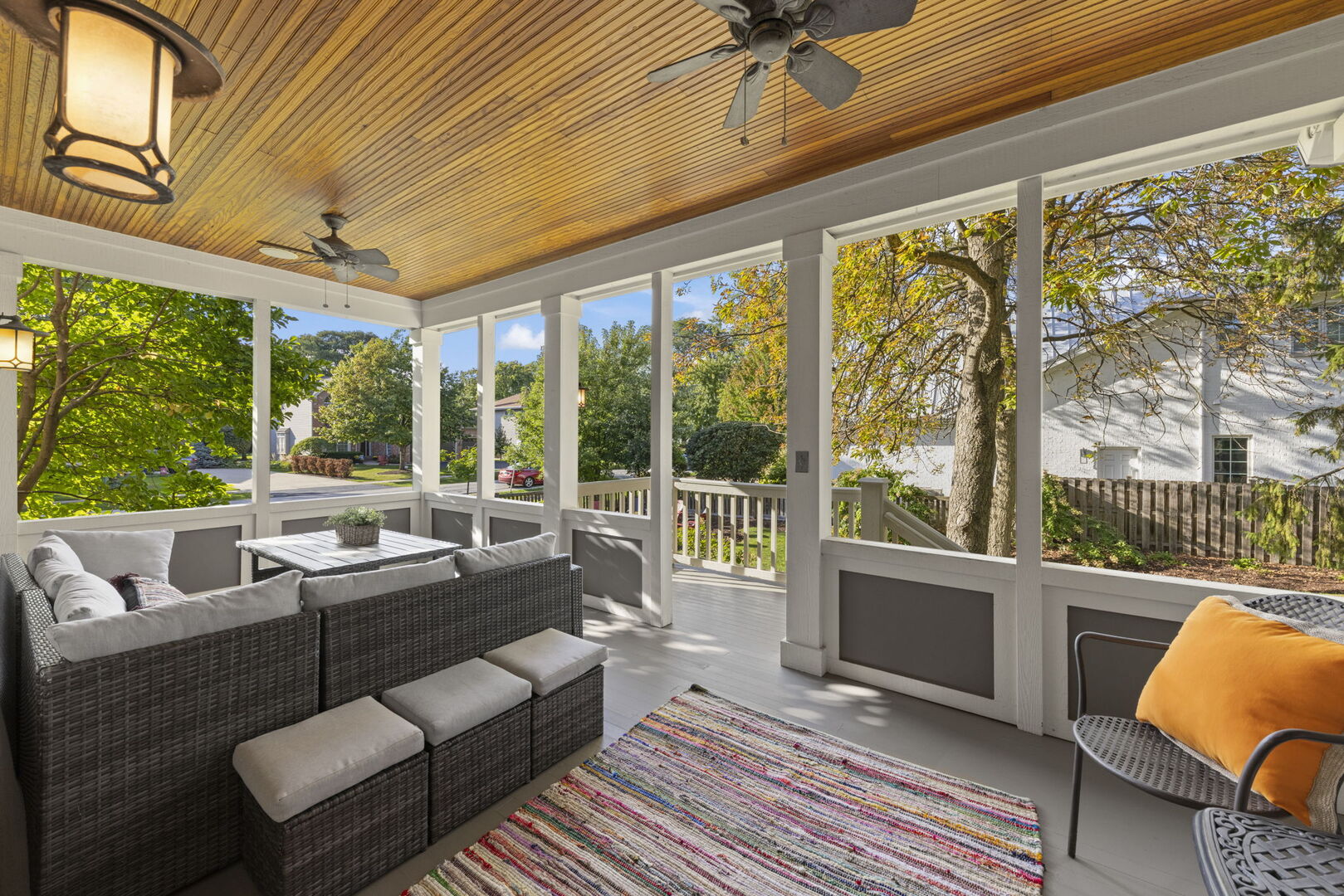 4947 Stonewall Avenue, Downers Grove, IL 60515