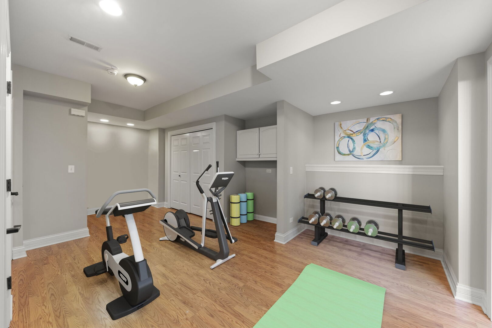 4947 Stonewall Avenue, Downers Grove, IL 60515