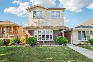 6122 W 59th Street, Chicago, IL 60638