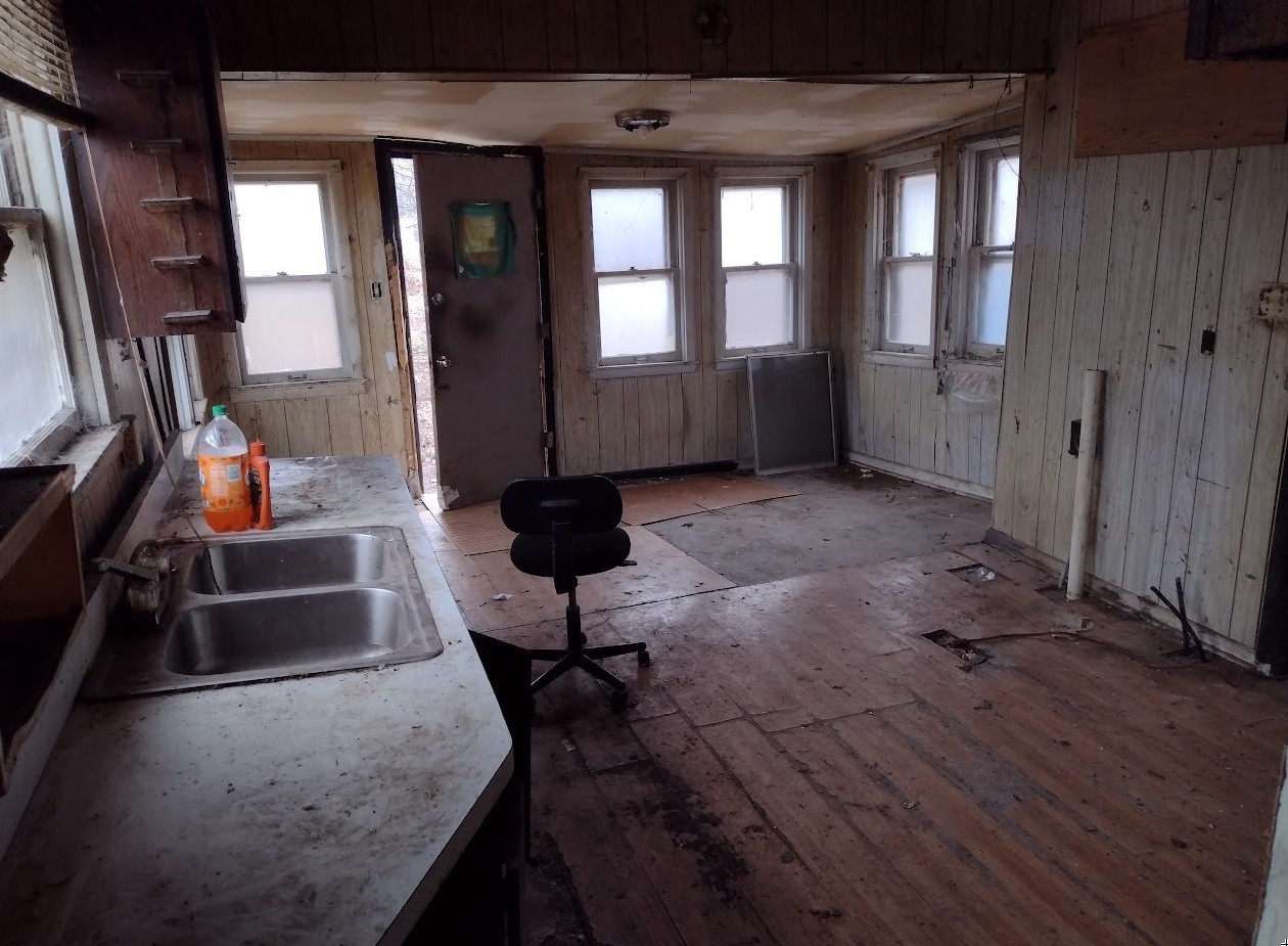 222 Nobes Avenue, Lockport, IL 60441