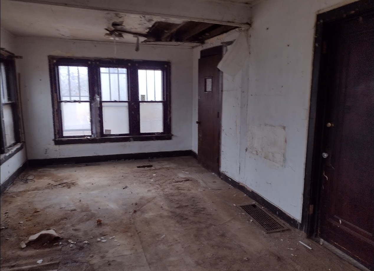 222 Nobes Avenue, Lockport, IL 60441