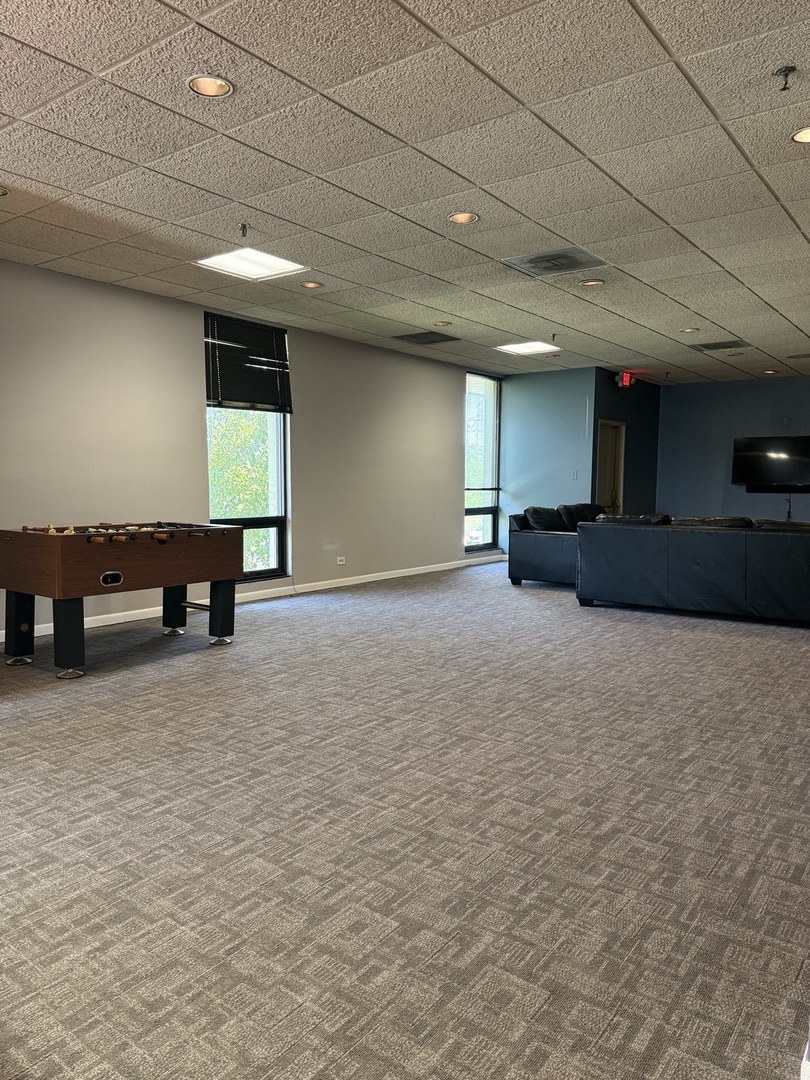 9128 W TERRACE Drive #2N, Niles, IL 60714