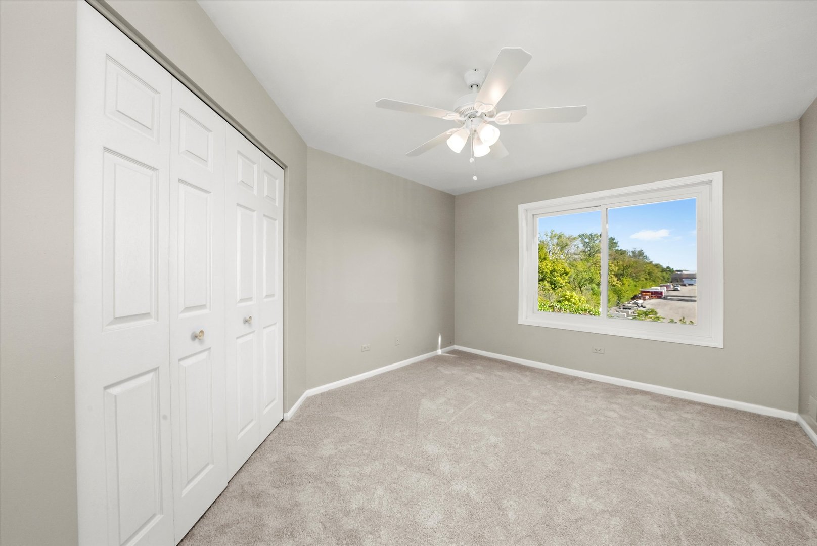 11001 Deblin Lane #203, Oak Lawn, IL 60453