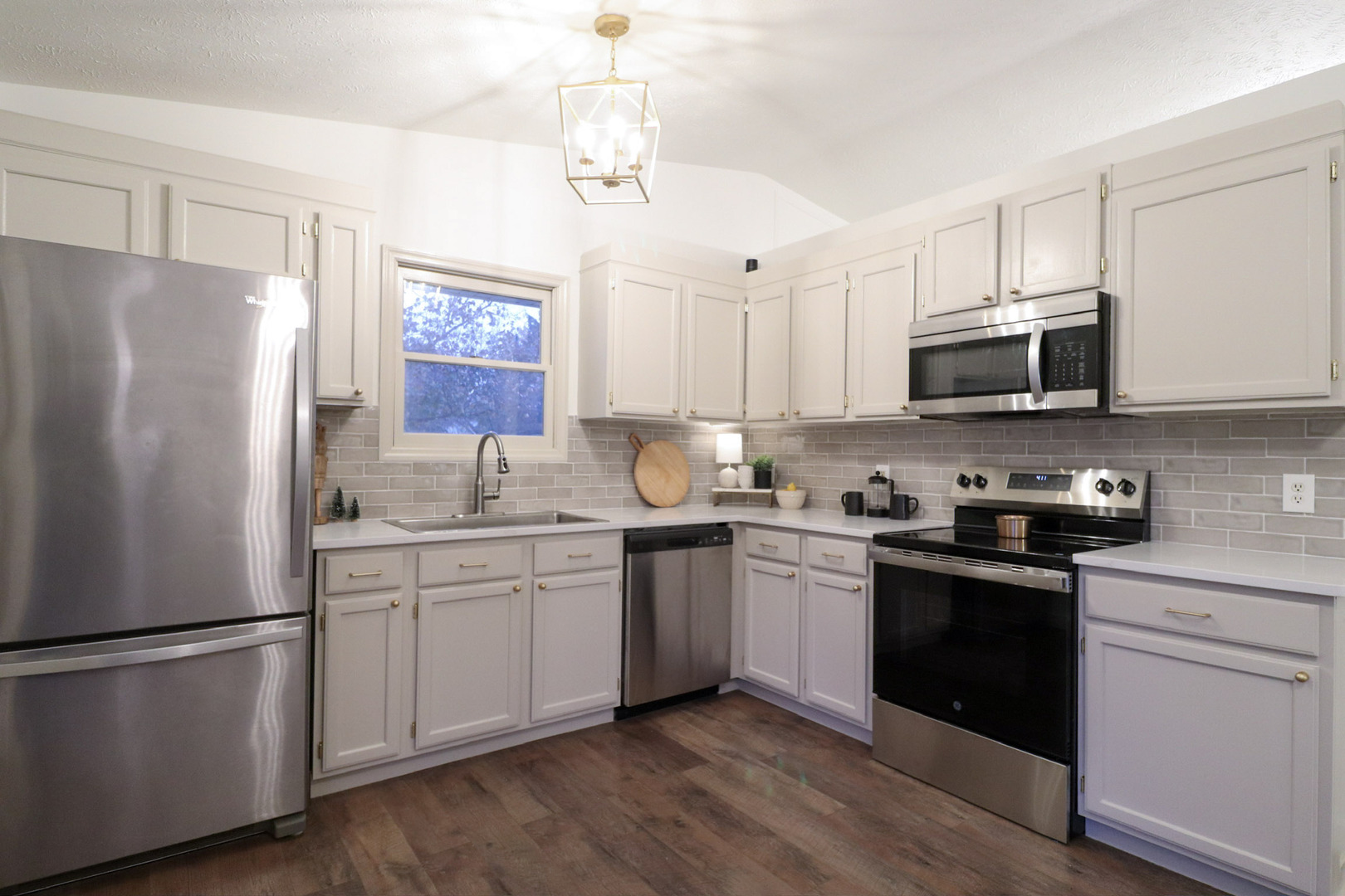 9 Timberview Drive, Bloomington, IL 61701