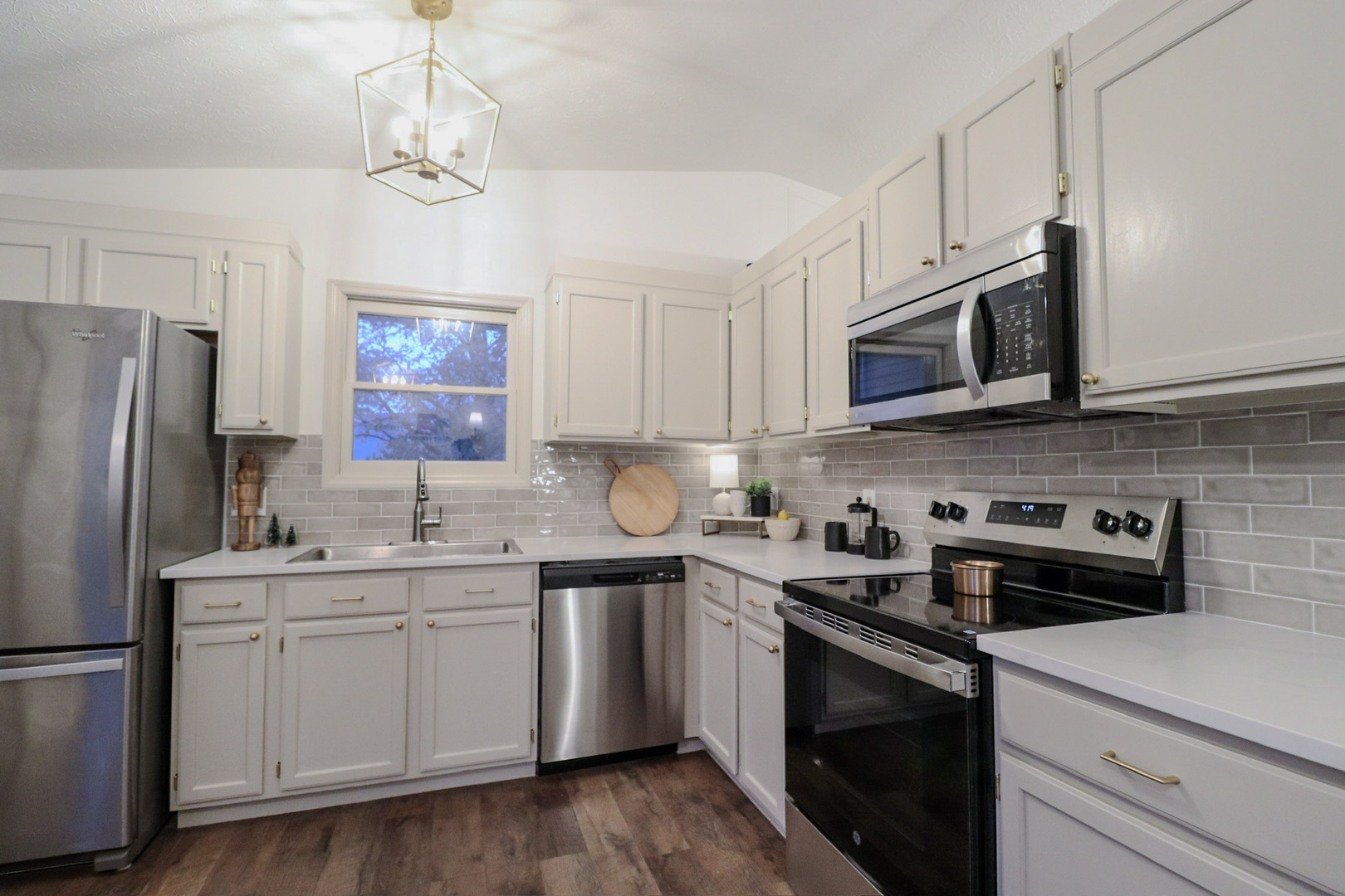 9 Timberview Drive, Bloomington, IL 61701