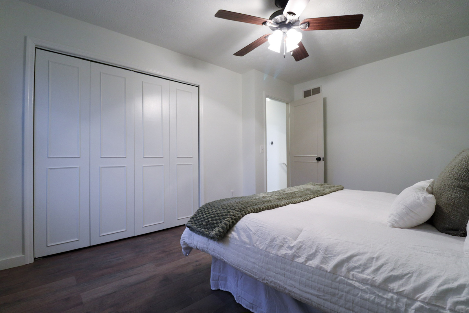 9 Timberview Drive, Bloomington, IL 61701