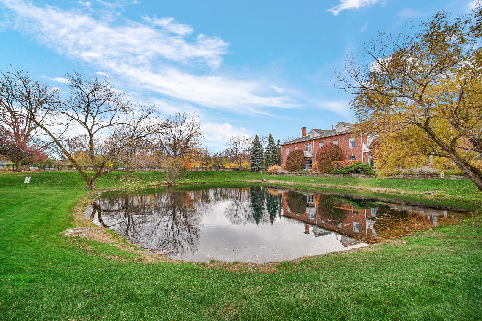 1220 DEPOT Street #409, Glenview, IL 60025