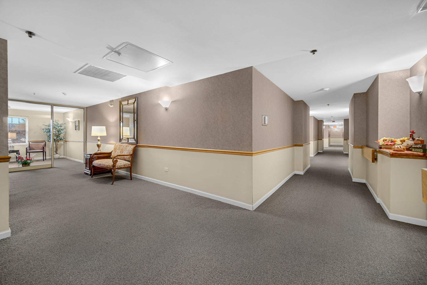 1220 DEPOT Street #409, Glenview, IL 60025