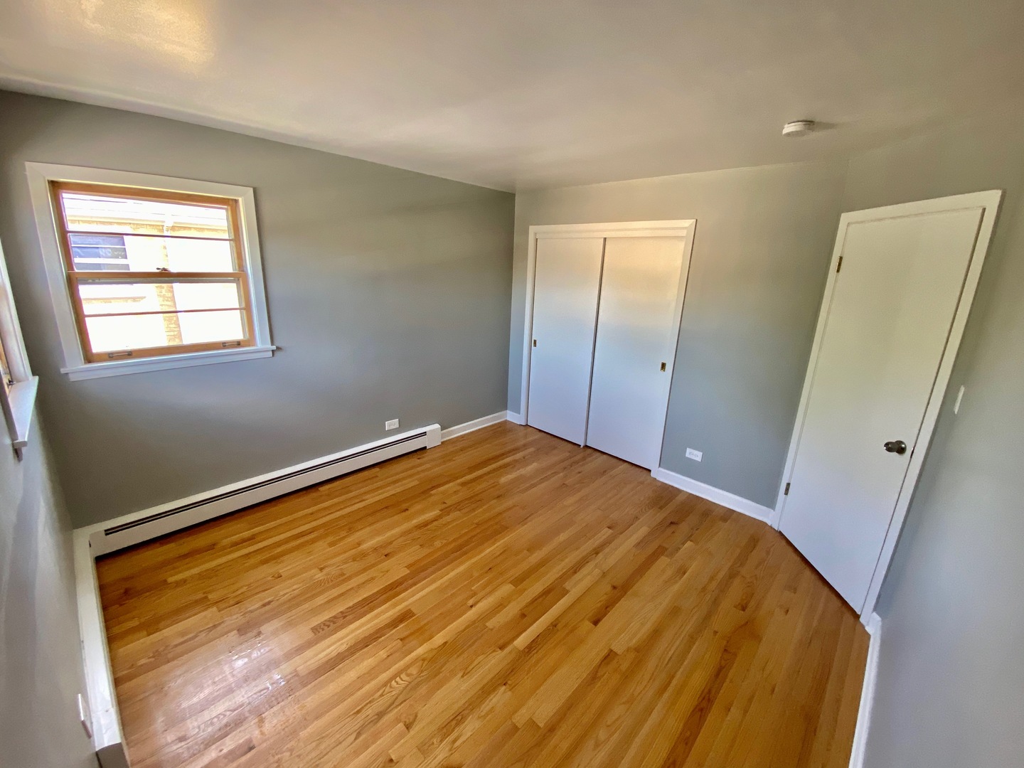 2259 S 17th Avenue #2F, North Riverside, IL 60546