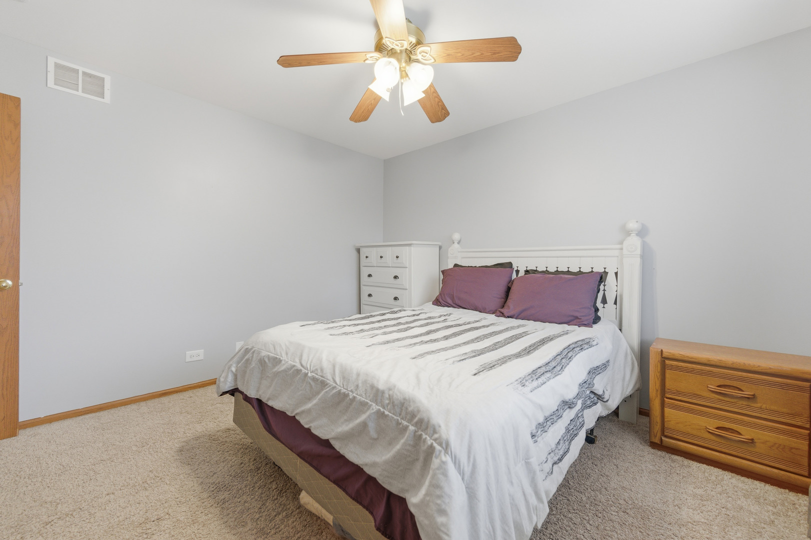 210 Nicole Drive #A, South Elgin, IL 60177