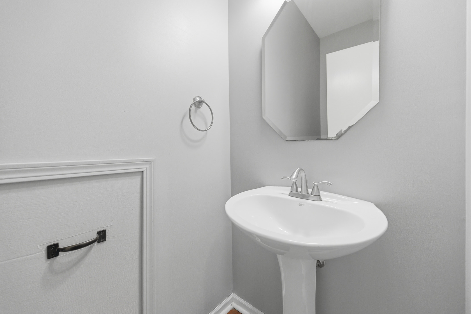 210 Nicole Drive #A, South Elgin, IL 60177