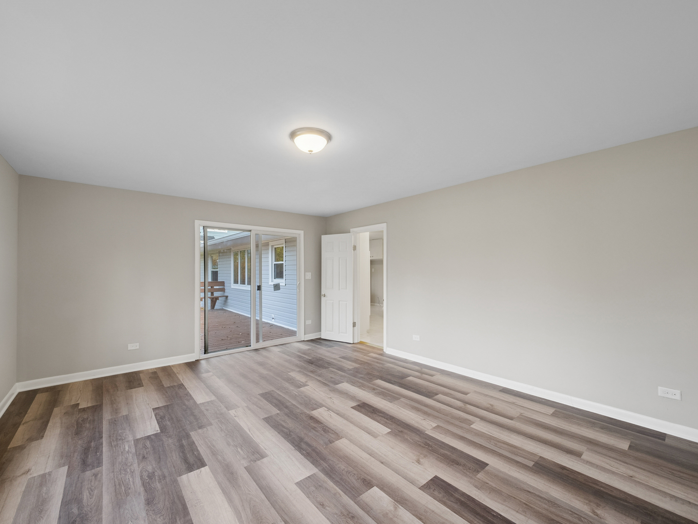 1030 Chestnut Street, Deerfield, IL 60015