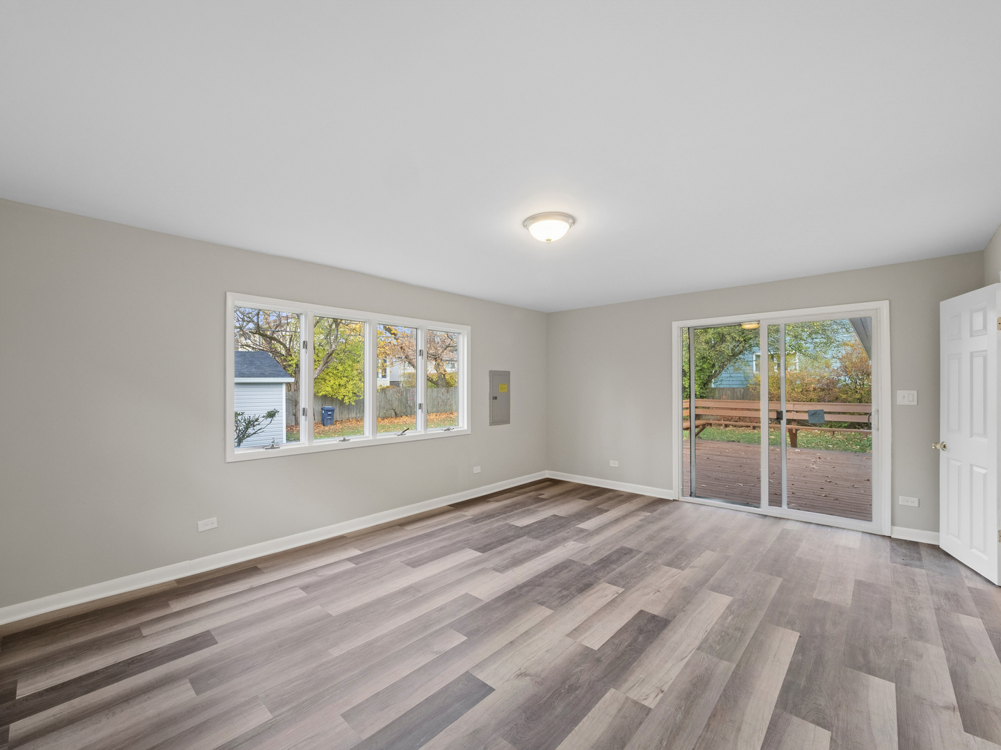 1030 Chestnut Street, Deerfield, IL 60015