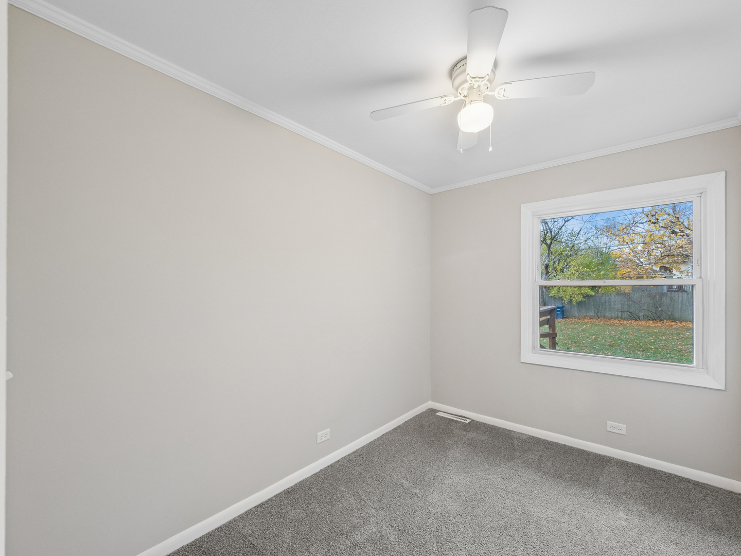 1030 Chestnut Street, Deerfield, IL 60015