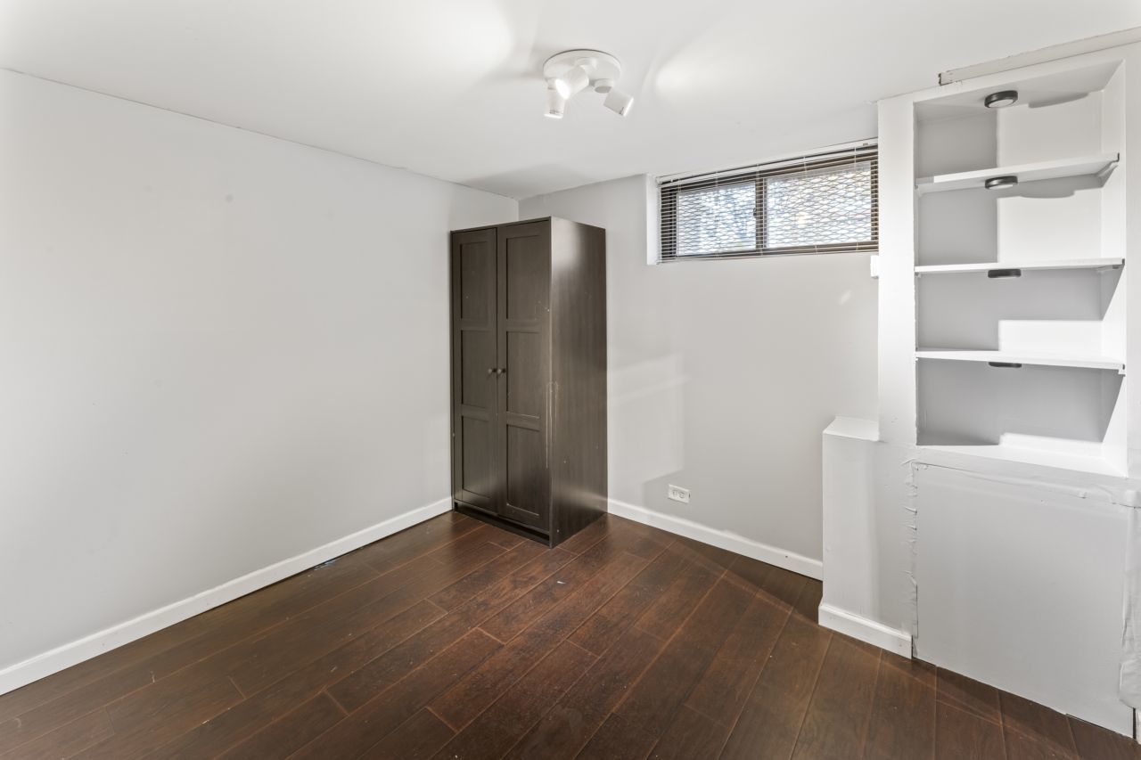 1609 Waxwing Court, Schaumburg, IL 60173