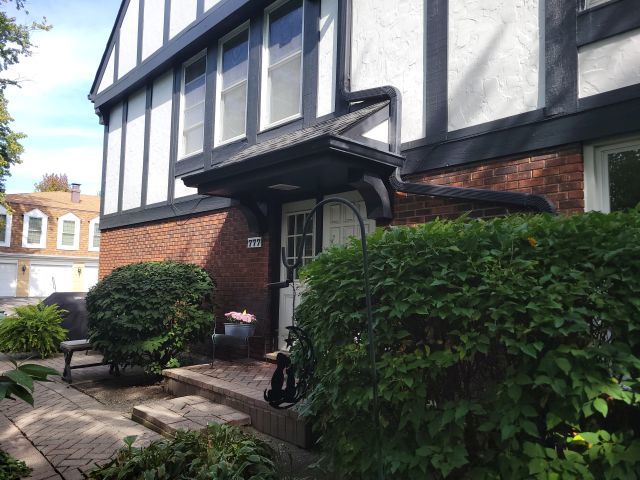 777 Garfield Avenue #A, Libertyville, IL 60048